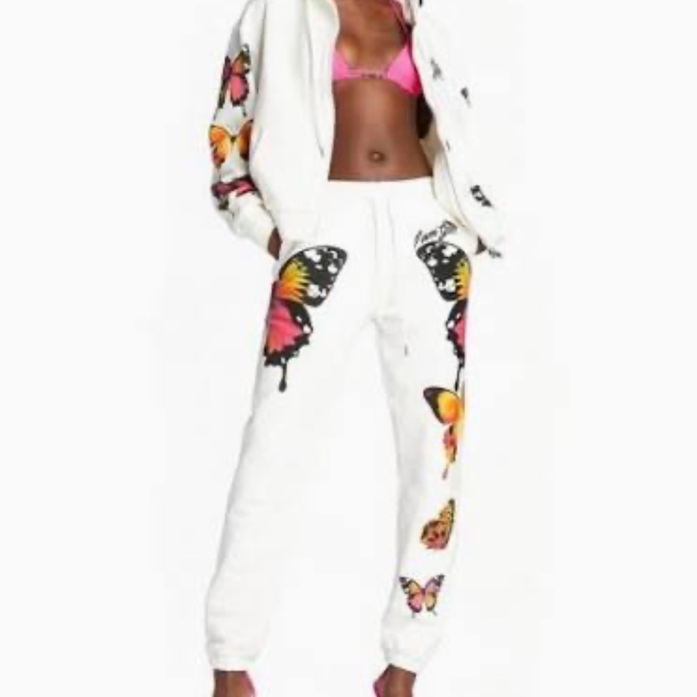 TIGER MIST - I AM GIA WHITE BUTTERFLY SWEATPANTS NWT